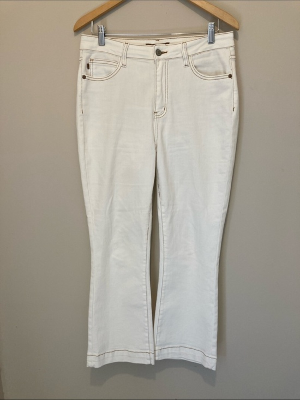 Judy Blue White Bootcut Jeans